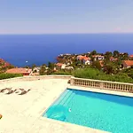 Casa de Férias Le Trayas Superieur *