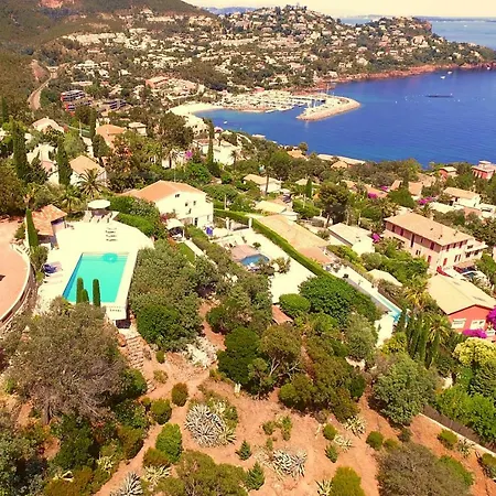 Le Trayas Superieur * Теуль-сюр-Мер