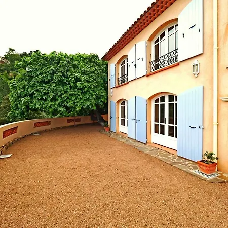 Le Trayas Superieur Дом отдыха Теуль-сюр-Мер