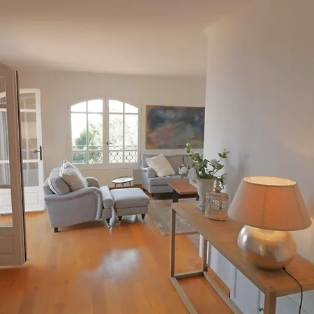 Le Trayas Superieur Дом отдыха *