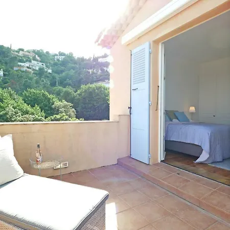 Le Trayas Superieur Дом отдыха *