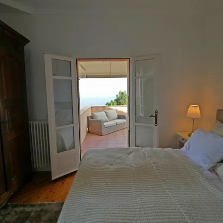 Дом отдыха Le Trayas Superieur *