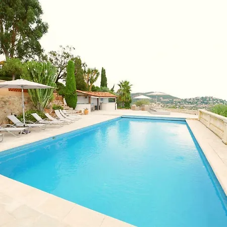 Le Trayas Superieur Дом отдыха *