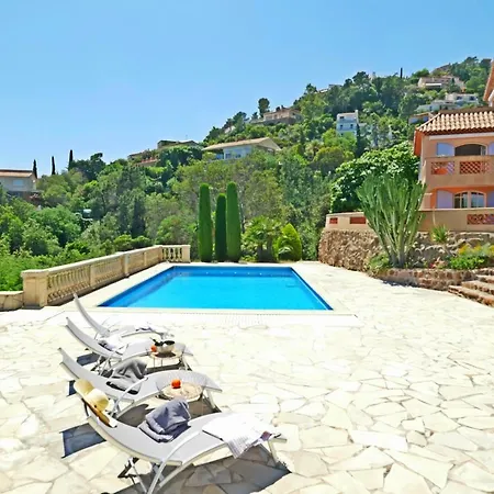 Le Trayas Supérieur Hébergement de vacances Théoule-sur-Mer