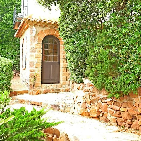 Le Trayas Superieur Теуль-сюр-Мер