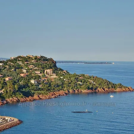 Le Trayas Superieur Дом отдыха *