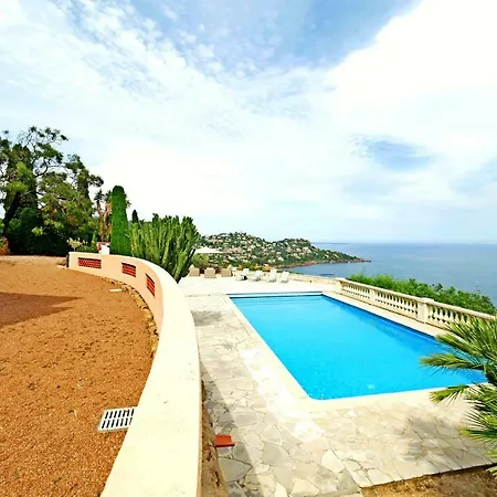 Le Trayas Superieur * Теуль-сюр-Мер