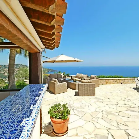 Дом отдыха Le Trayas Superieur